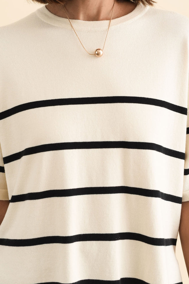 Bailey Cream Stripe Boxy Sweat,Brunette model,alt text|model:Cara image 6
