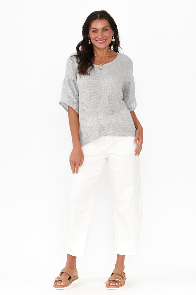 alt text|model:Brontie image 8