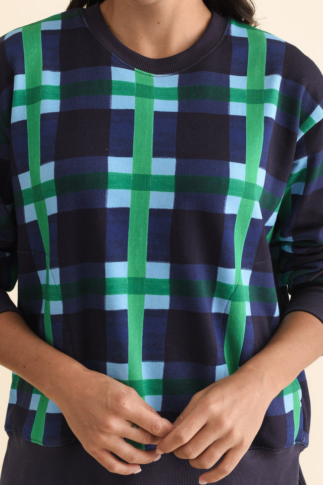 Bari Navy Check Cotton Crewneck Sweatshirt,Brunette model,alt text|model:Brontie image 7