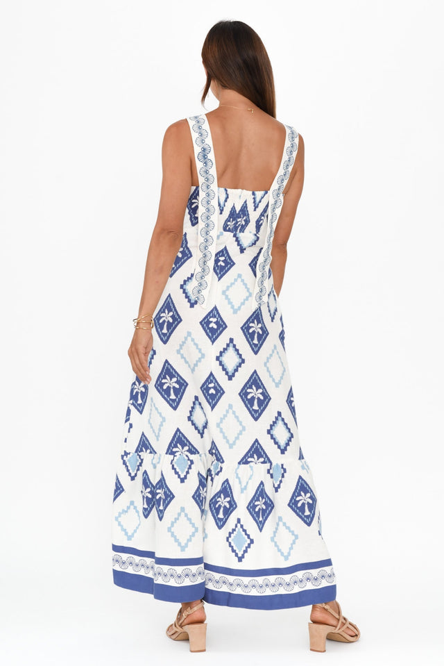 Bateau Blue Palm Linen Dress,Brunette model,alt text|model:Cara image 4