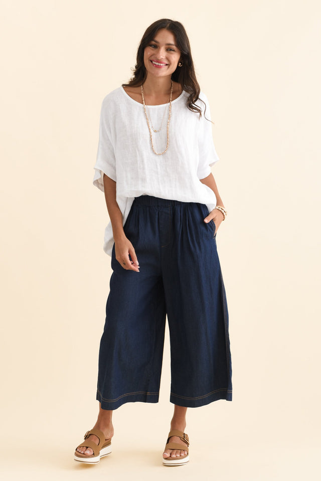 alt text|model:Brontie