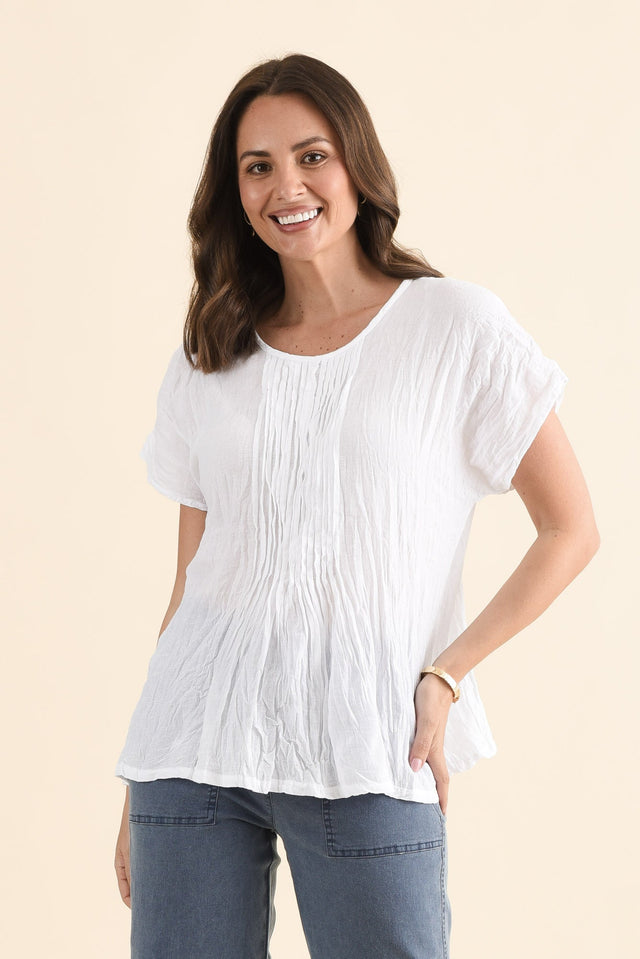 Beck White Crinkle Cotton Top,Front,Brunette model,alt text|model:MJ image 1