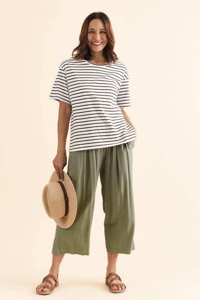 Belinda Khaki Linen Blend Cropped Pants,Full Body,Brunette model,alt text|model:Cara image 4