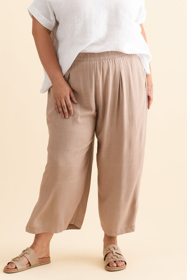 Belinda Taupe Linen Blend Cropped Pants,Brunette model,plus-size,curve-bottoms,plus-size-Pants,alt text|model:Gabby image 9