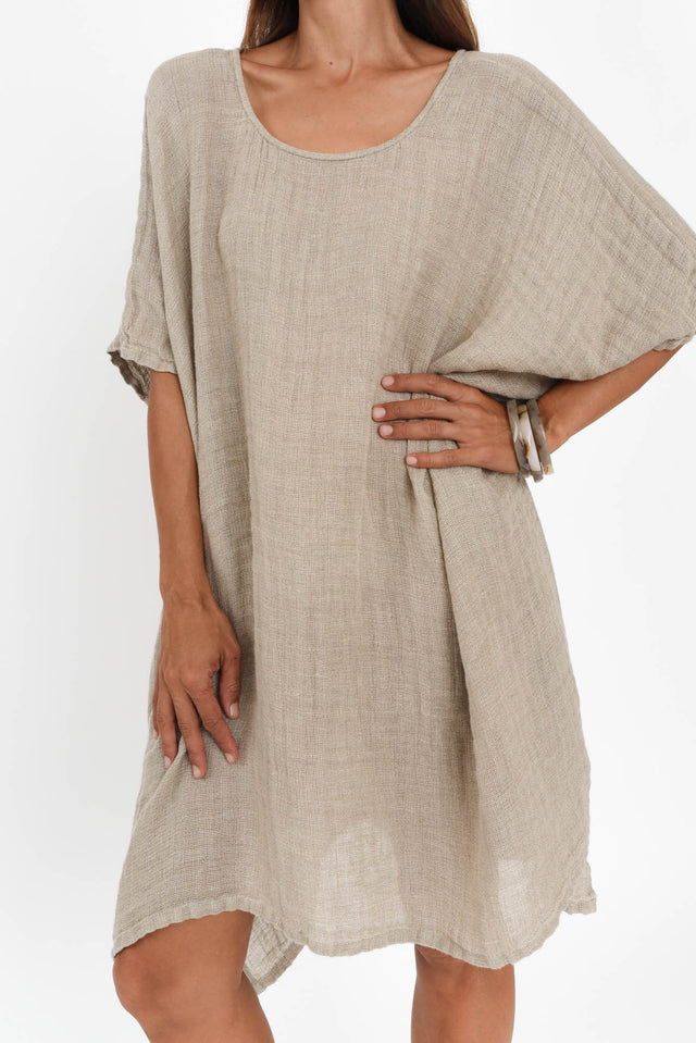 Belize Natural Linen Kaftan,Brunette model,alt text|model:Cara image 5