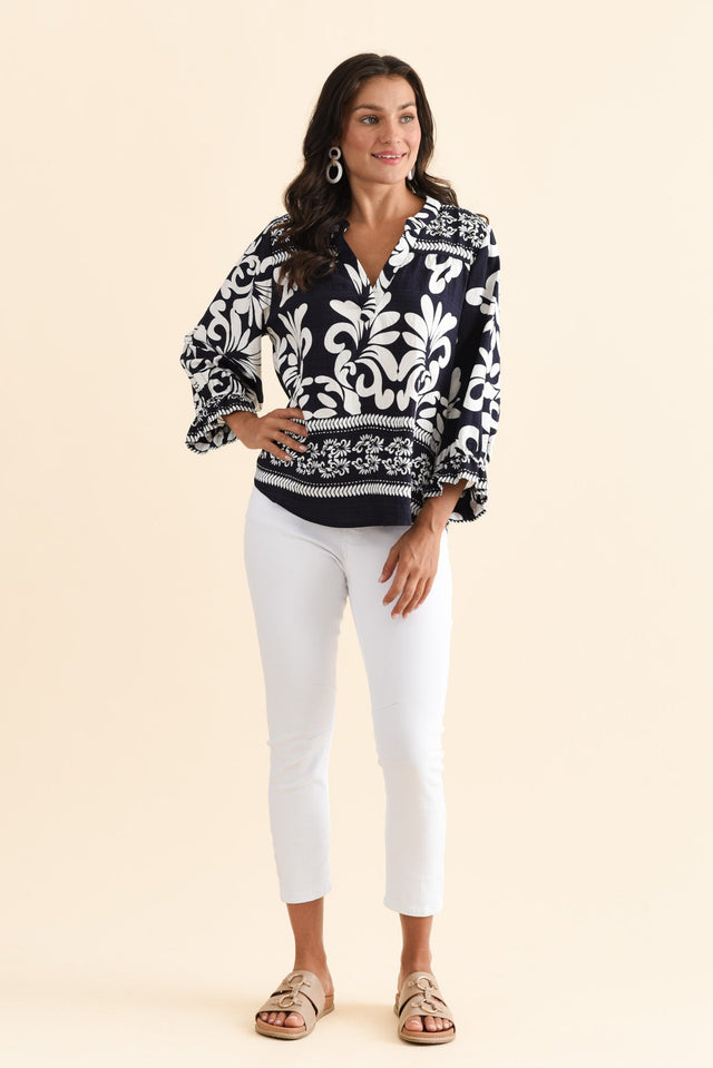 alt text|model:Brontie image 8