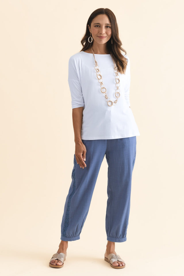 Beretta Steel Lace Linen Blend Pants,Brunette model,alt text|model:Cara image 8