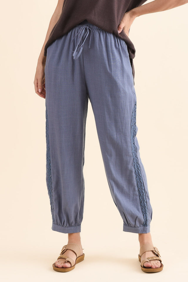 Beretta Steel Lace Linen Blend Pants,Front,Brunette model,alt text|model:MJ