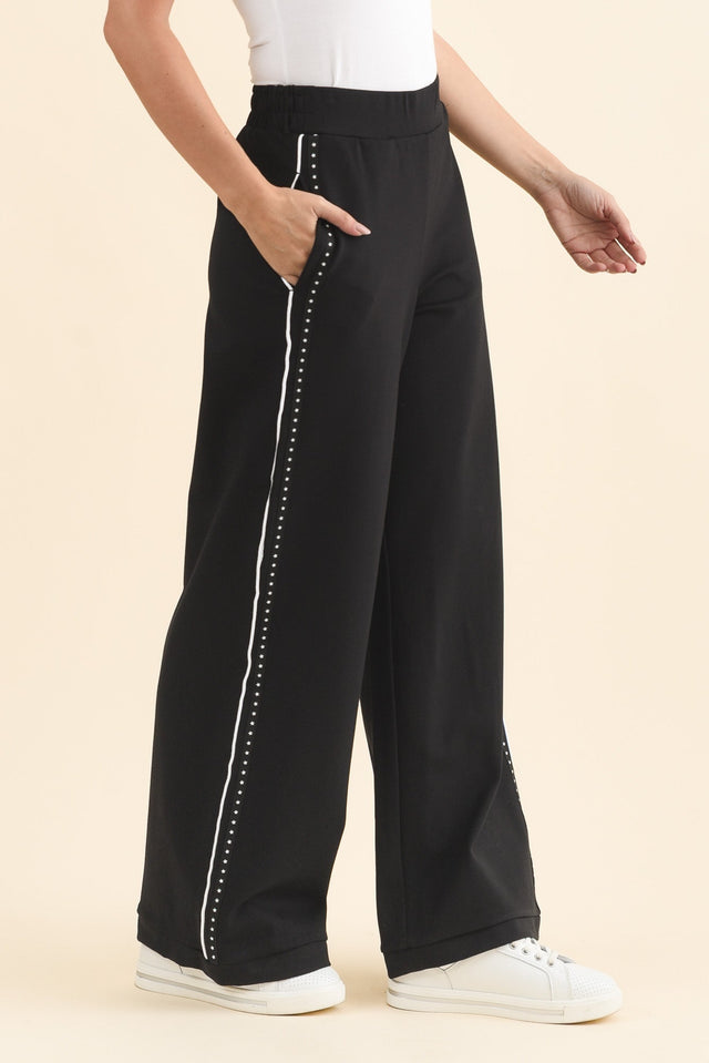 Bien Black Contrast Ponte Jogger Pants,Brunette model,alt text|model:MJ image 4