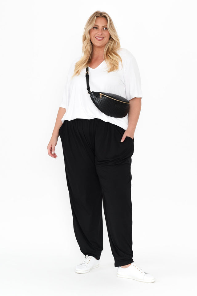 Black Bamboo Everyday Pants,Blonde model,alt text|model:Caitlin image 12