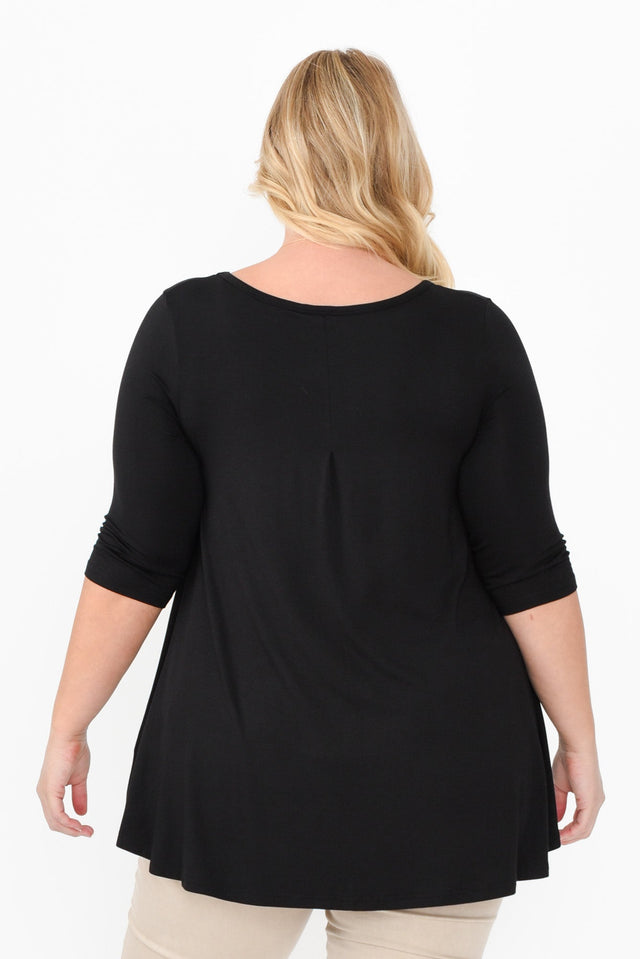 Black Bamboo Hi Lo Hem Top,Blonde model,alt text|model:Caitlin image 10