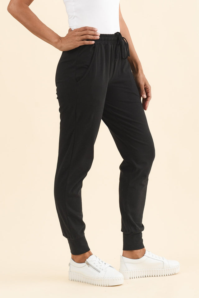 Black Cotton Everyday Tie Sweatpants,Brunette model,alt text|model:Cara image 5