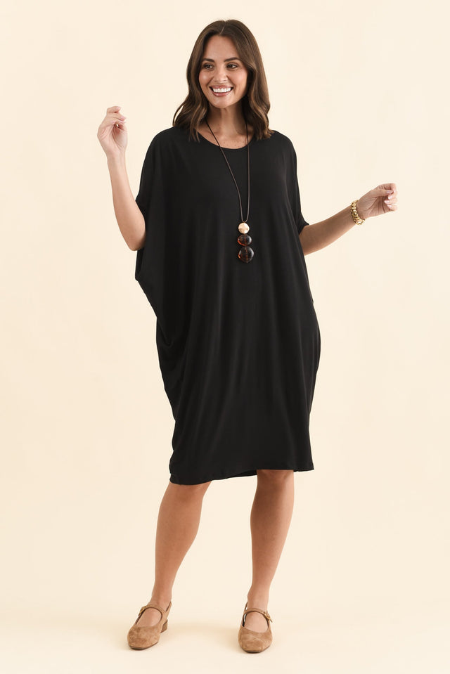 Black Maui Dress,Brunette model,alt text|model:MJ image 2