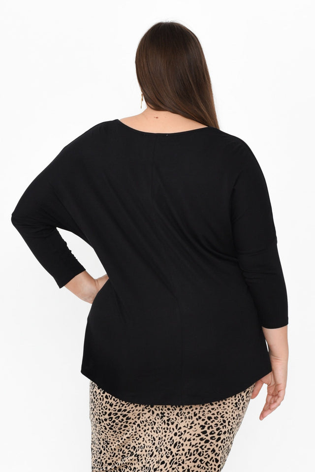 Black Milan 3/4 Sleeve Top,Brunette model,alt text|model:Gabby image 12