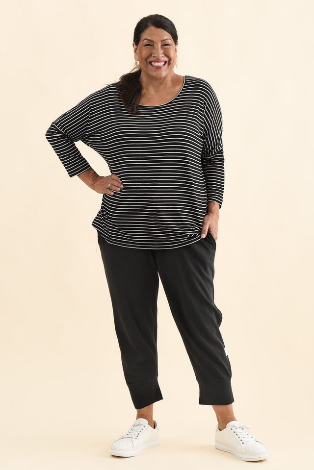 Black Stripe Milan 3/4 Sleeve Top,Brunette model,alt text|model:Pilita image 10