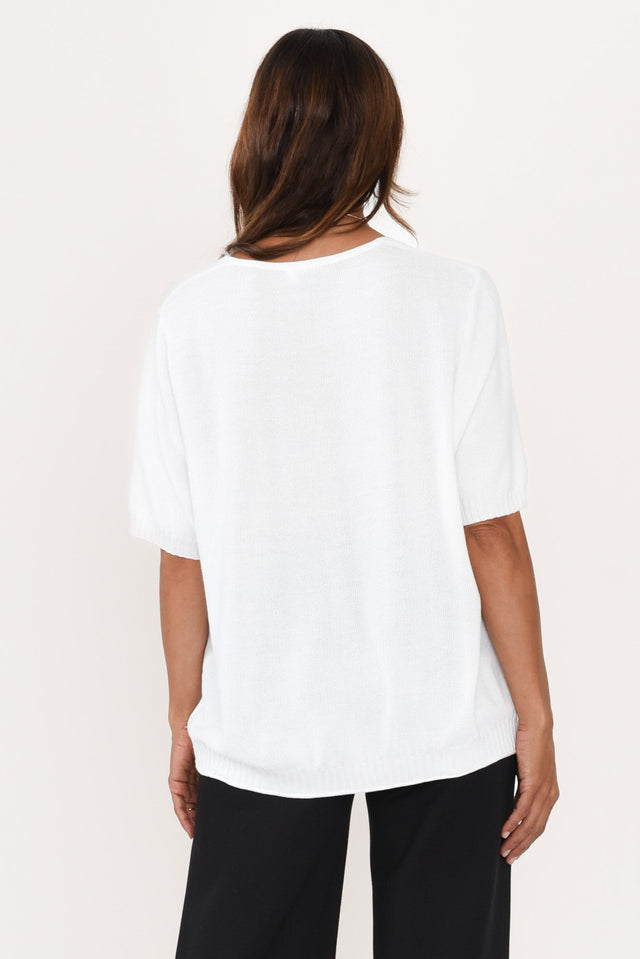 alt text|model:Cara image 5