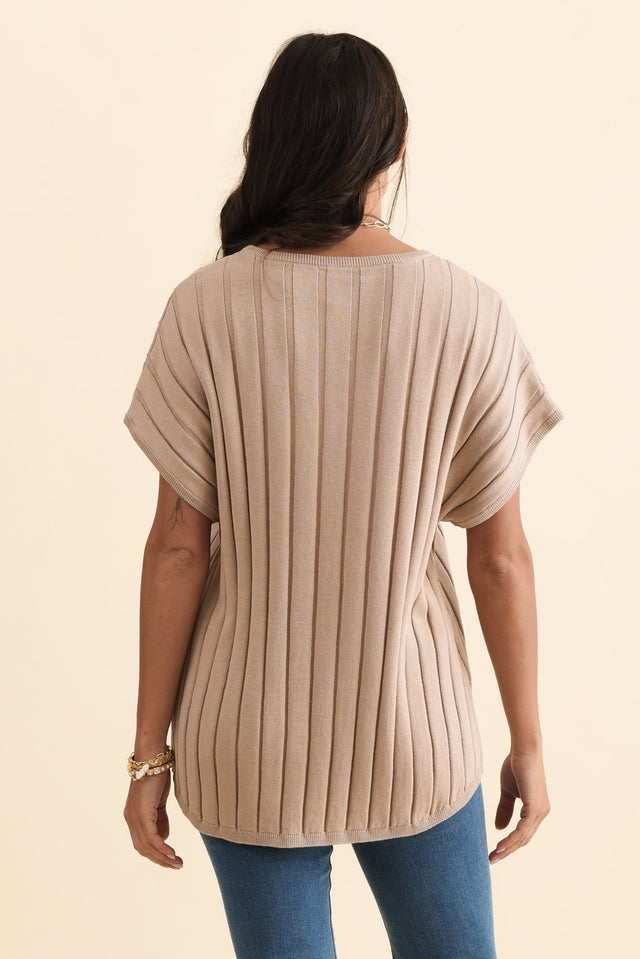 Blake Beige Cotton Linen Knit Top,Brunette model,alt text|model:Brontie image 5