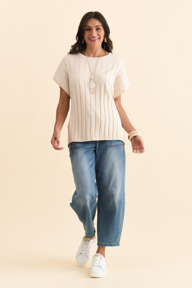 alt text|model:Brontie