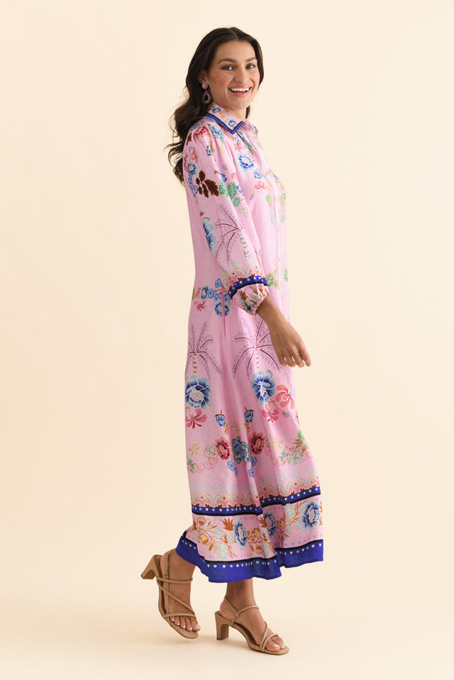 alt text|model:Brontie image 3