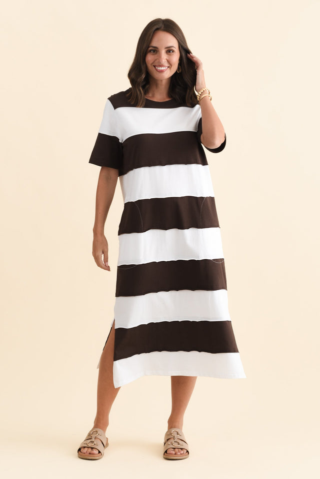 Bold Dark Brown Stripe Cotton Tee Dress,Brunette model,alt text|model:MJ image 7