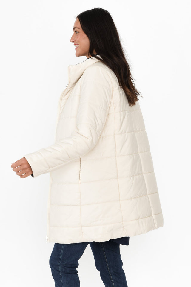 alt text|model:Brontie image 4