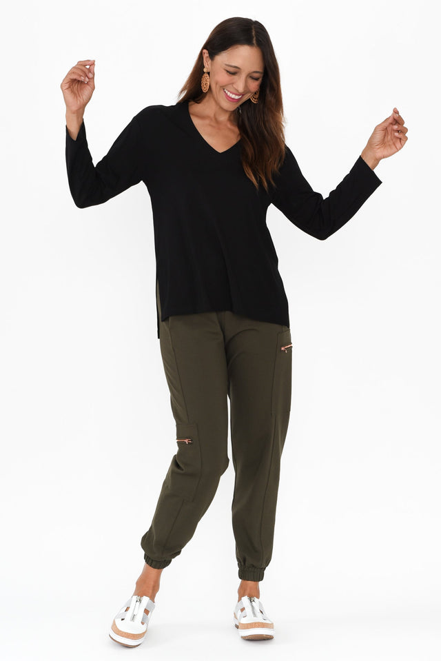 alt text|model:Cara image 7