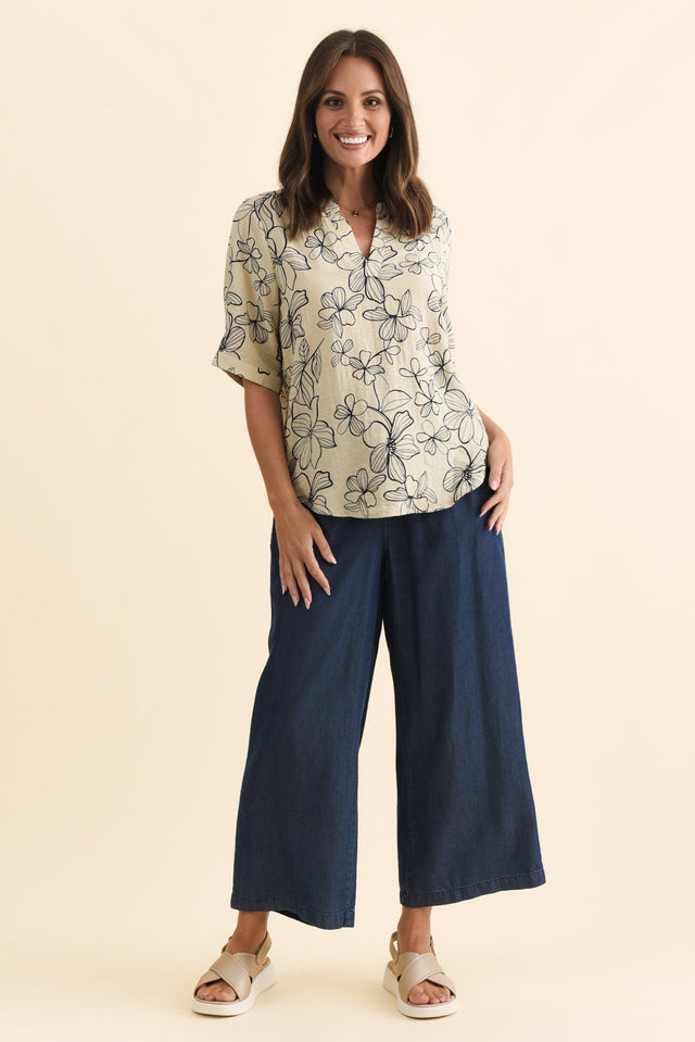 alt text|model:MJ image 6