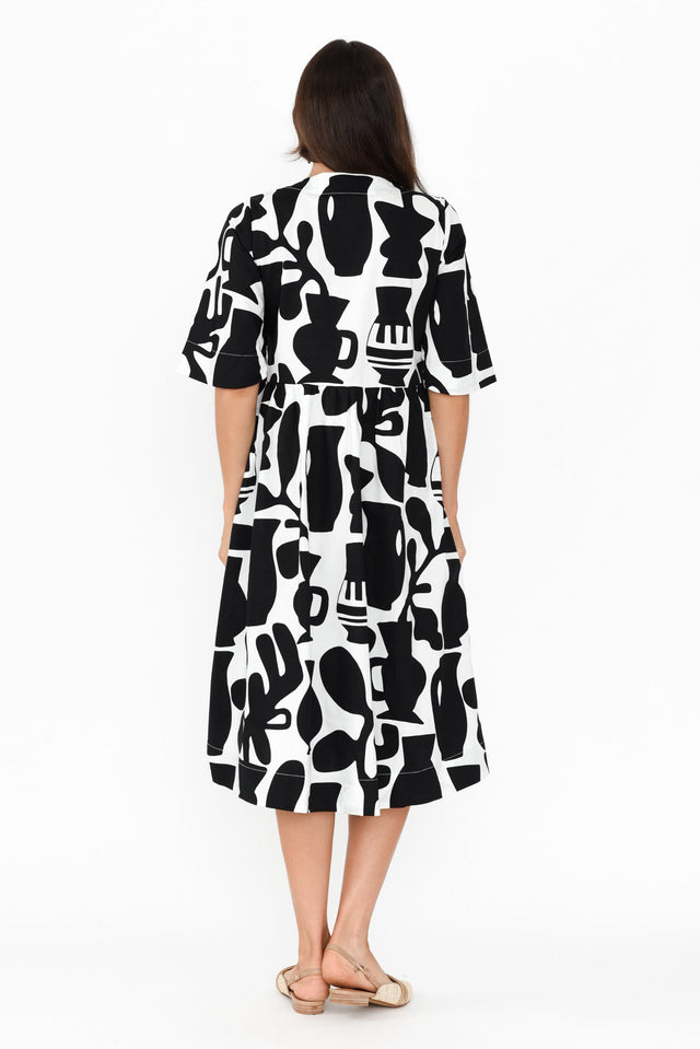 Brightside Black Abstract Cotton Dress,Brunette model,alt text|model:Elouise image 5