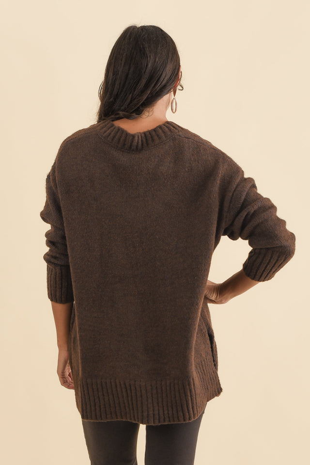 Brilla Chocolate V Neck Jumper,Brunette model,alt text|model:Brontie image 5