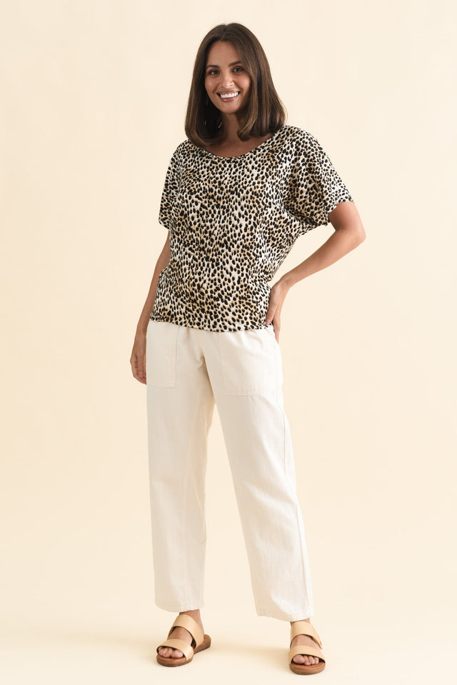 alt text|model:MJ image 7