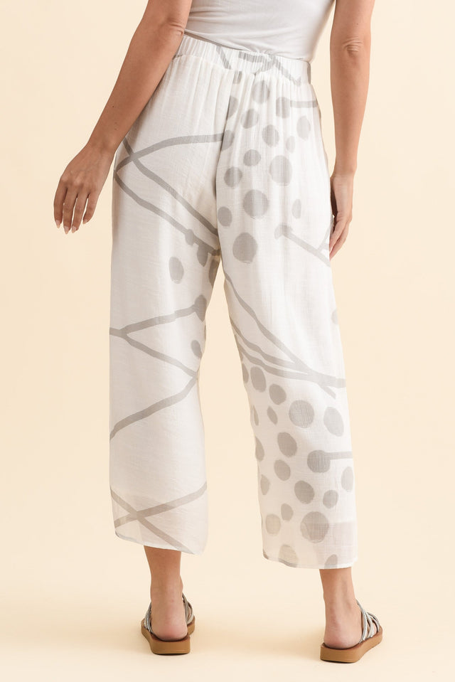 alt text|model:MJ image 4