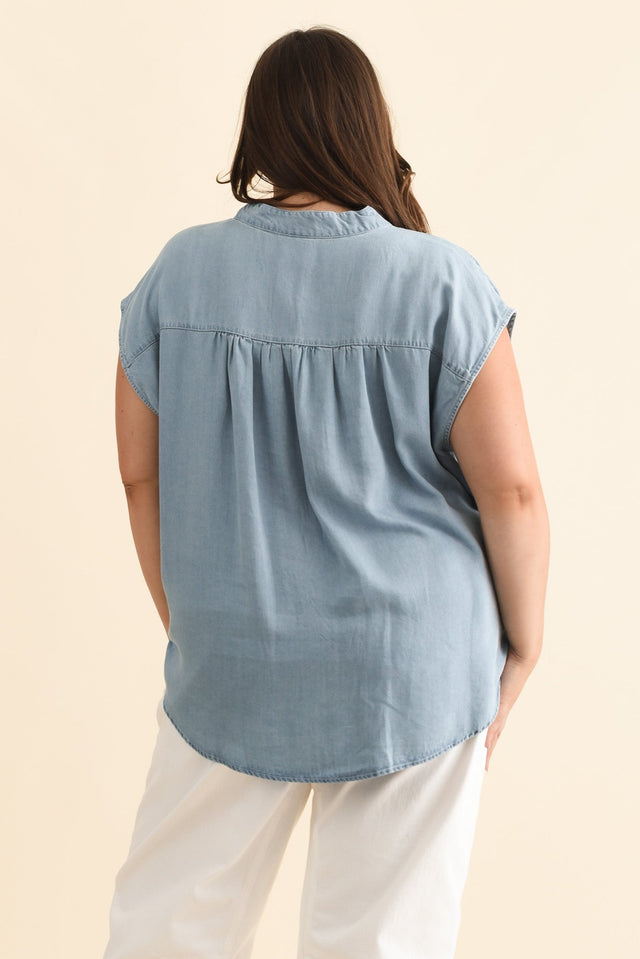 alt text|model:Gabby image 11