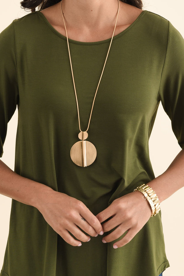 Buttery Green Half Sleeve Top,Brunette model,alt text|model:Brontie image 6