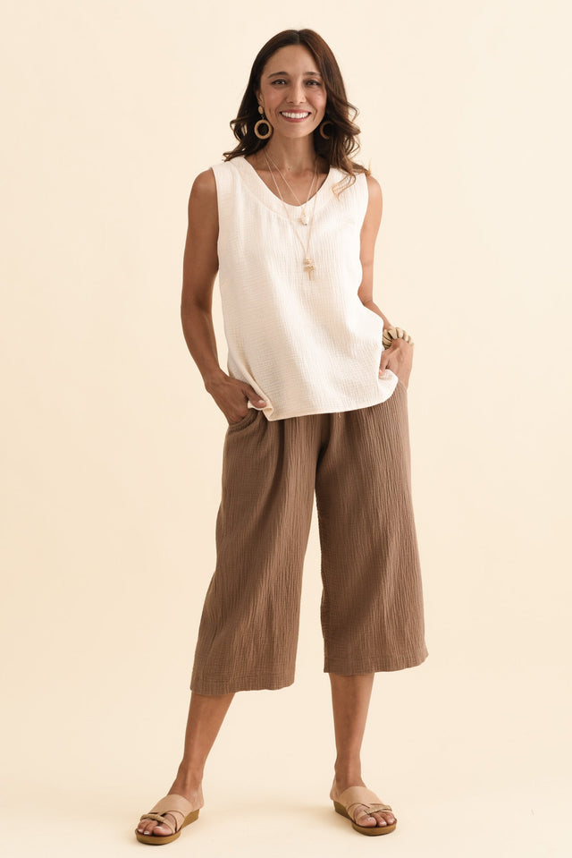 alt text|model:MJ image 6