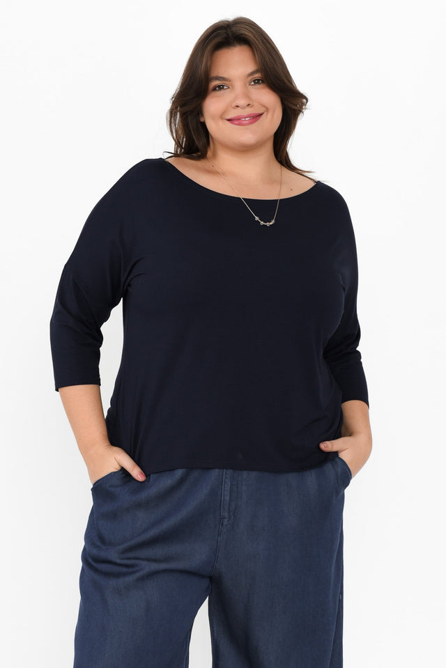 plus-size,curve-basics,curve-tops,plus-size-sleeved-tops,plus-size-basic-tops,alt text|model:Gabby image 8