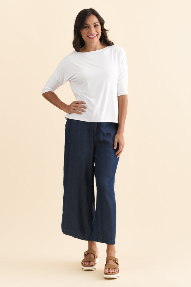 Camila White Bamboo Top,Brunette model,alt text|model:Brontie image 9