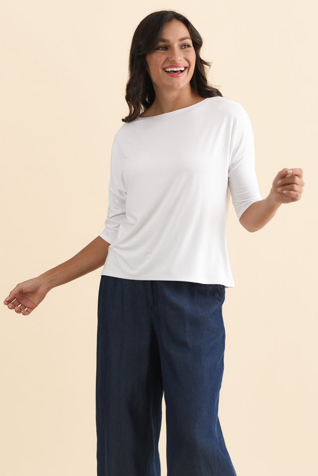 Camila White Bamboo Top,Brunette model,alt text|model:Brontie image 3
