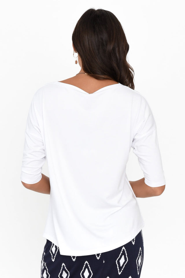 alt text|model:Brontie image 6