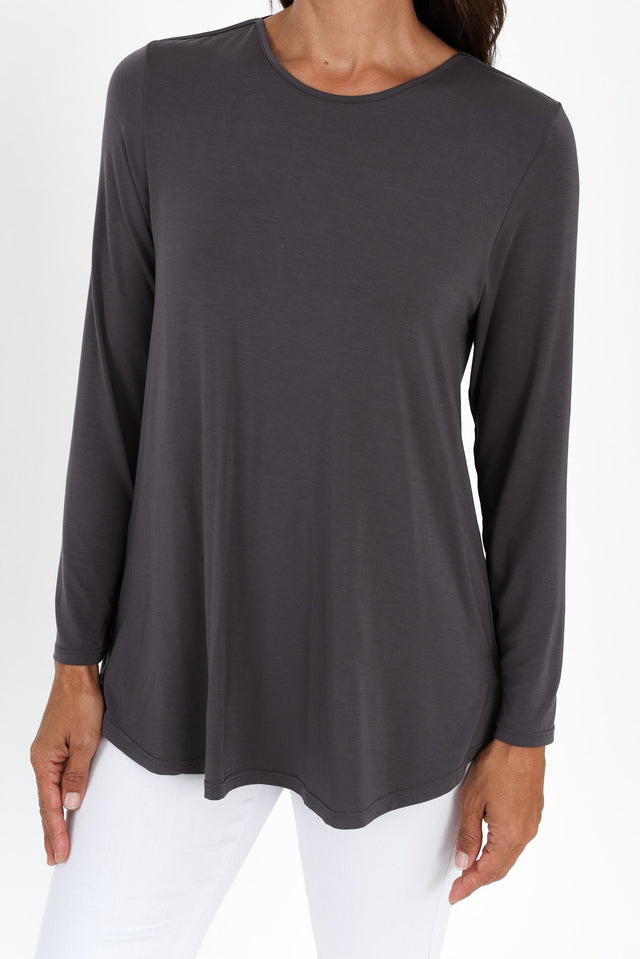 alt text|model:Cara image 7