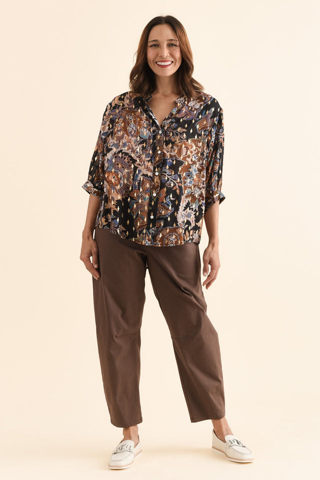 Carleen Navy Flower Foil Button Top,Full Body,Brunette model,alt text|model:Cara