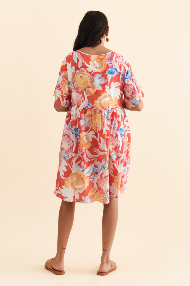 Carlita Coral Flower Pocket Dress,Brunette model,alt text|model:Brontie image 6
