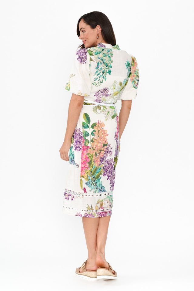 Carlyle Wisteria Alba Linen Blend Dress,Brunette model,alt text|model:Elouise image 5
