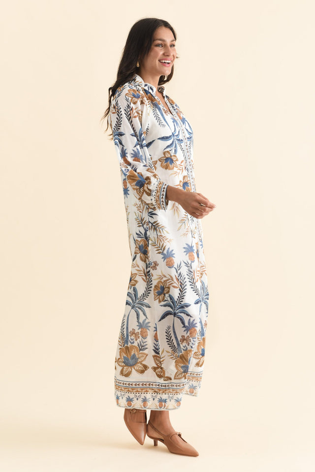 alt text|model:Brontie image 4