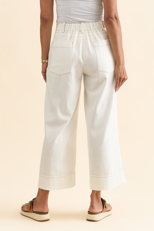 Carsen Cream Wide Leg Jeans,Brunette model,alt text|model:Cara image 6