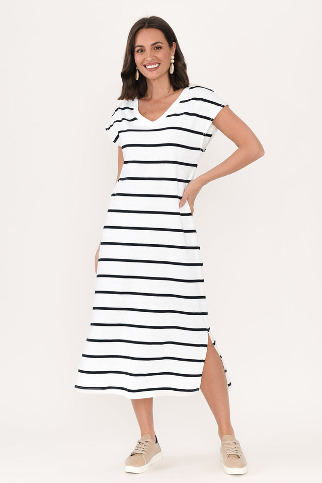 alt text|model:MJ image 8