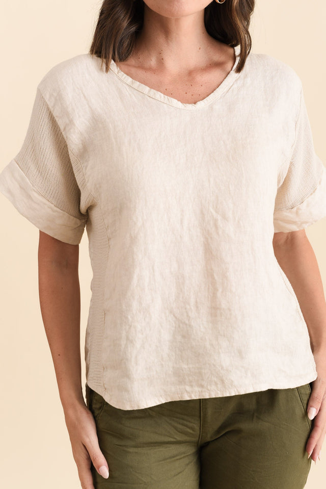 alt text|model:MJ image 6