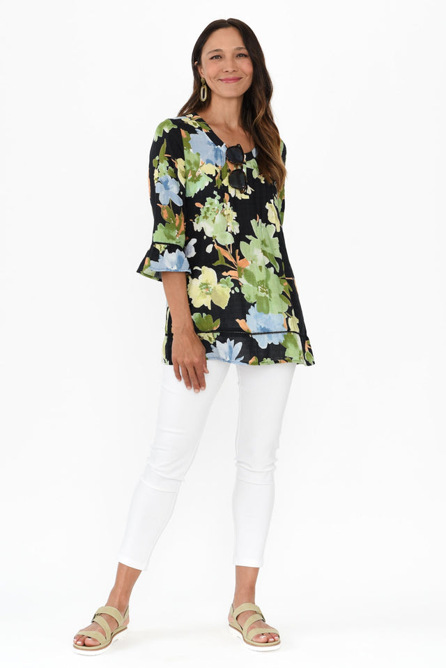 Cassidy Navy Flower Cotton Sleeved Top,Brunette model,alt text|model:Cara image 7