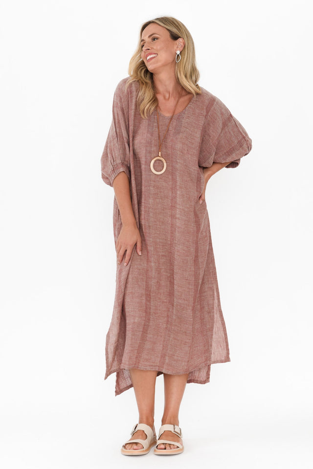 alt text|model:Valeria image 3