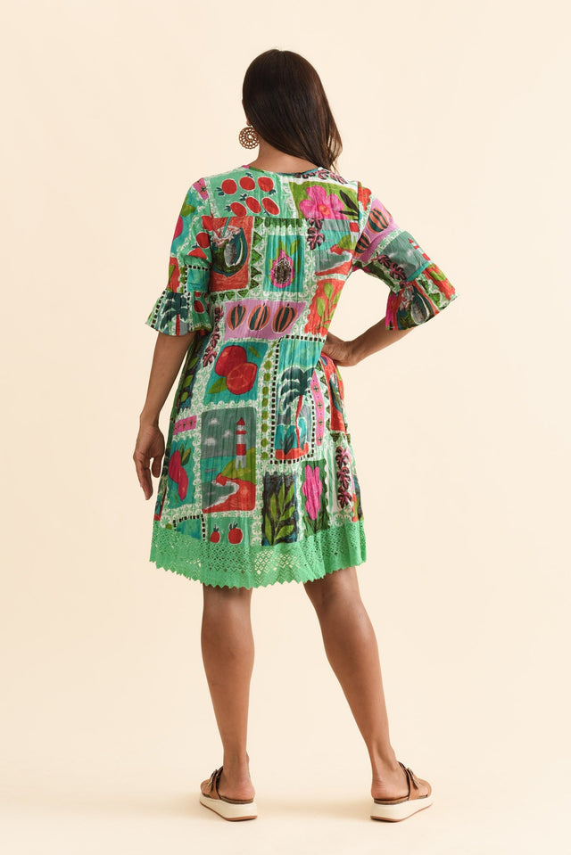 alt text|model:Cara image 4