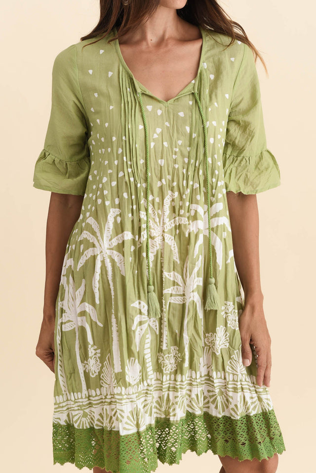 Cayman Khaki Palm Cotton Tunic Dress,Brunette model,alt text|model:Cara image 6